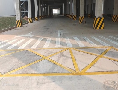 唐山唐山厂区道路标线施工